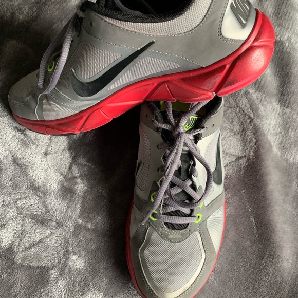 Nike women’s running sneakers size 6.5 - Picture 4 of 6